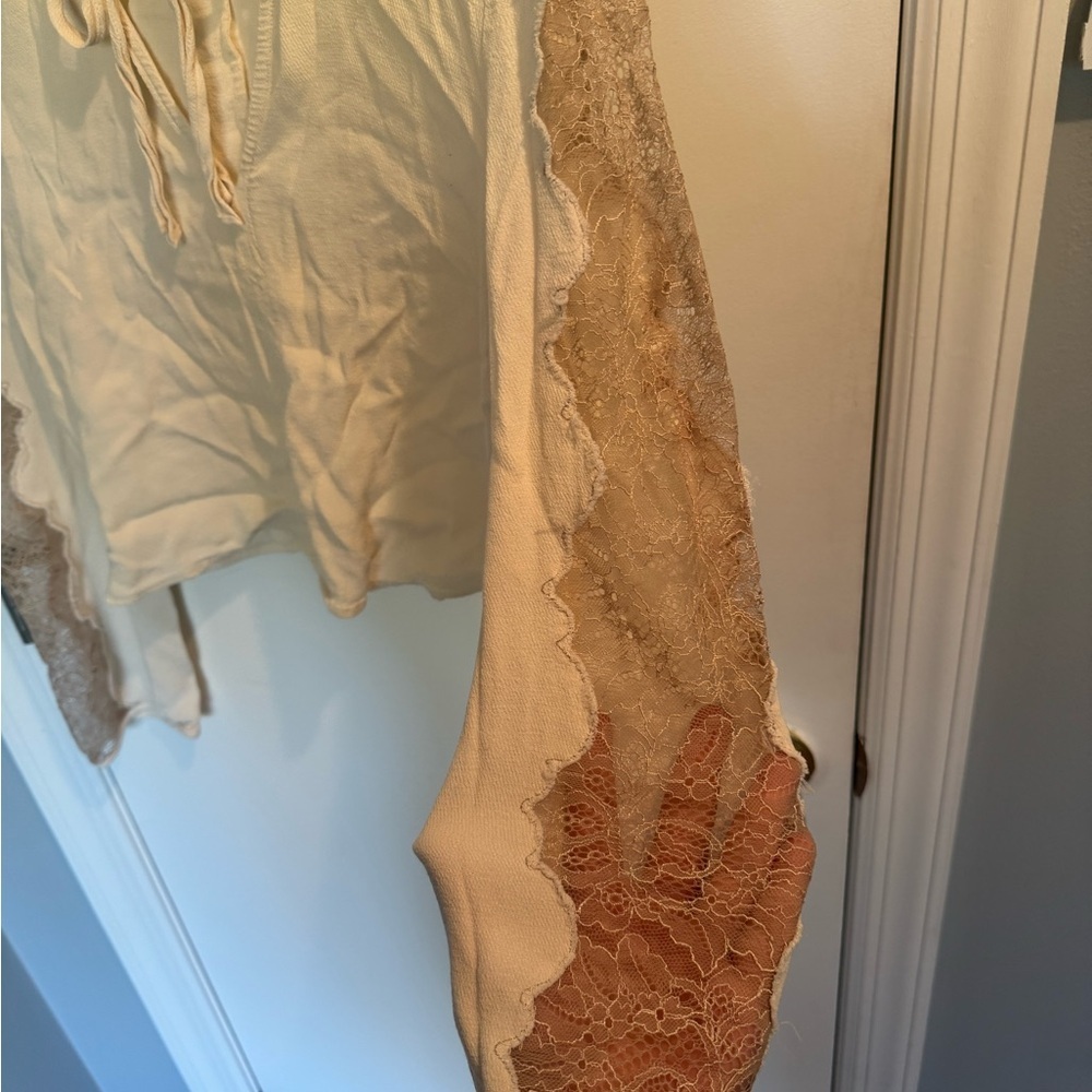 Free People Cream Blouse with Lace Sleeves - Picture 5 of 6